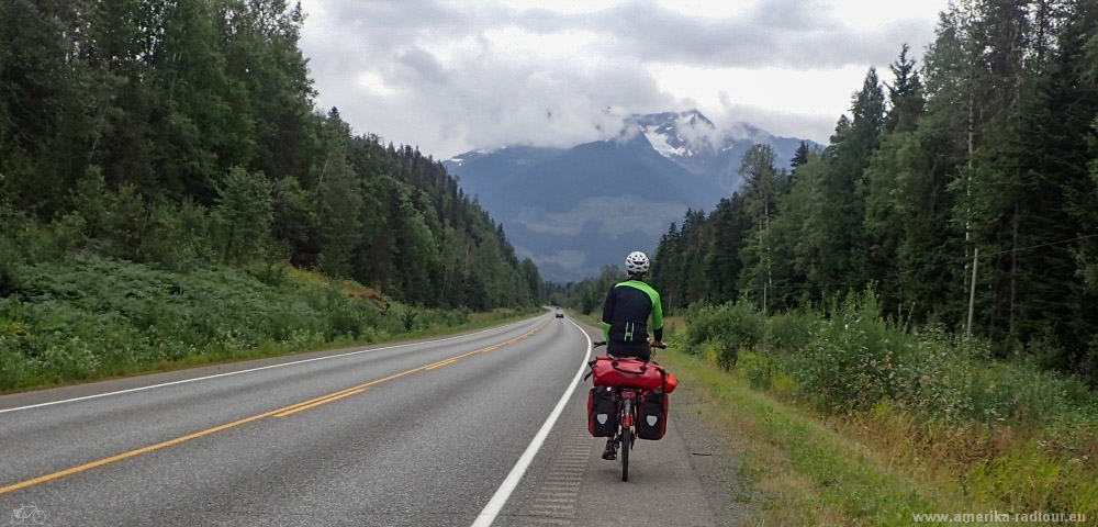 Mit dem Fahrrad von Smithers nach Whitehorse. Radtour über den Yellowhead Highway und Cassiar Highway. Etappe Smithers - New Hazelton. Moricetown Canyon. 