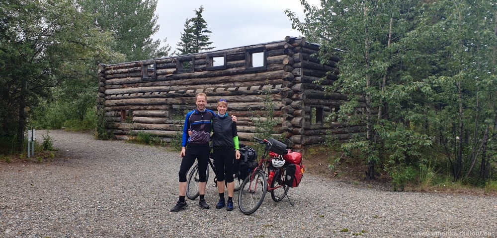 Mit dem Fahrrad über den Klondike Highway von Whitehorse nach Dawson City.   