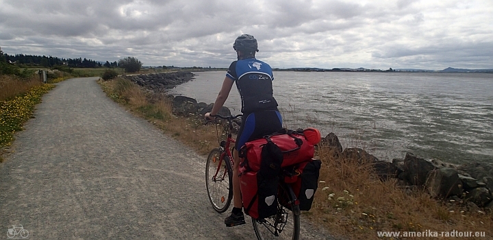 Bay View. Mit dem Fahrrad den Pazifik entlang.