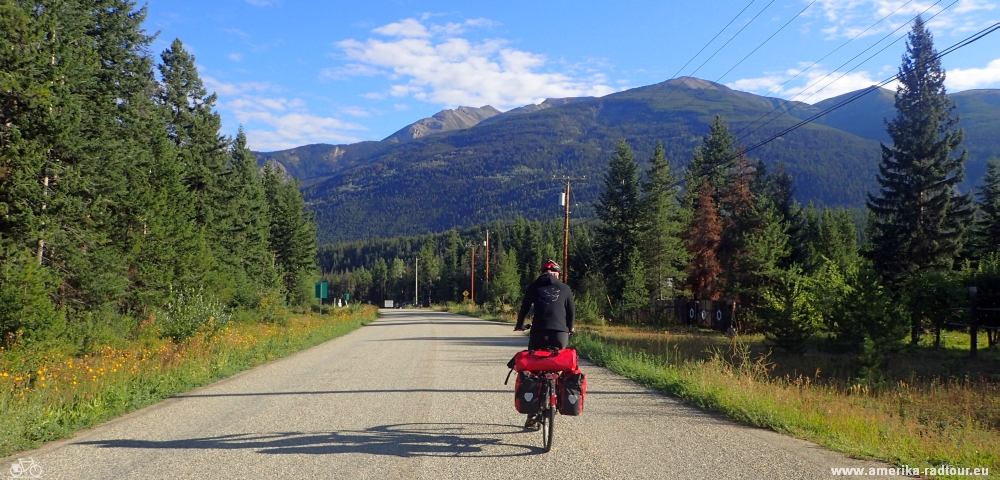 Mit dem Fahrrad von Tete Jaune Cache nach Jasper. Radtour über den Yellowhead Highway.