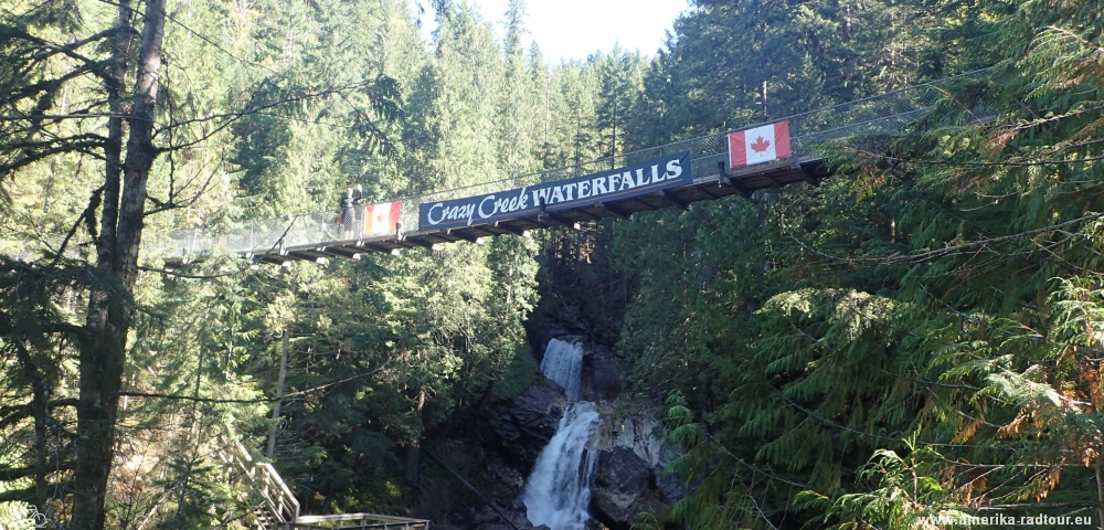 Mit dem Fahrrad von Revelstoke nach Salmon Arm. Radtour über den Trans Canada Highway.