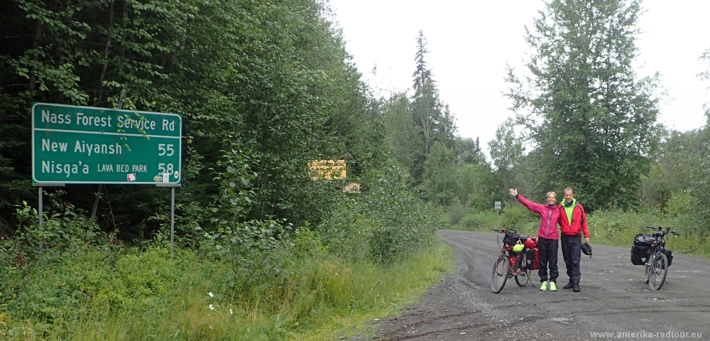 British Columbia and Yukon by bicycle: stage 03/2017 from New Aiyansh / Gitlaxt'aamiks to Jigsaw Lake (and Mezadin Junction)  via Nisga'a Highway and Cassiar Highway.  