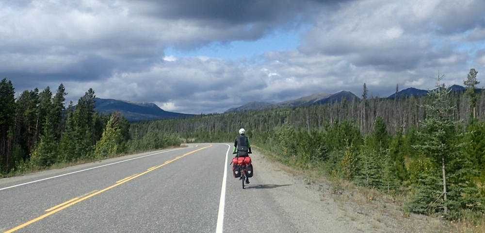 Mit dem Fahrrad von Smithers nach Whitehorse. Radtour über den Yellowhead Highway, Cassiar Highway und Alaska Highway. Etappe Rancheria - Morley Lake entlang des Alaska Highways  