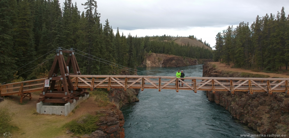 Mit dem Fahrrad über den Alaska Highway. Etappe Tagish - Carcross.    