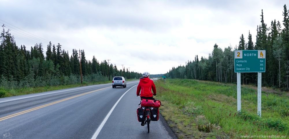 Mit dem Fahrrad über den Klondike Highway von Whitehorse nach Dawson City.   