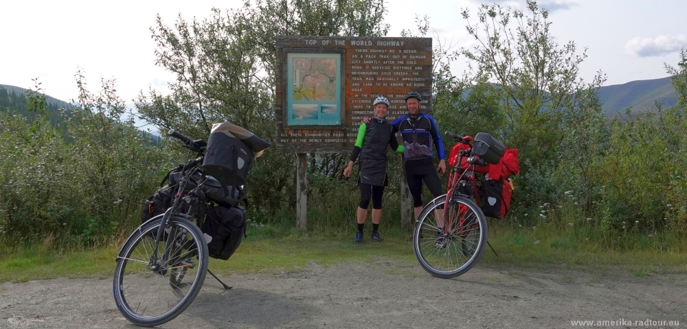 Mit dem Fahrrad von Whitehorse über Dawson City nach Anchorage über den Top of the world Highway.  