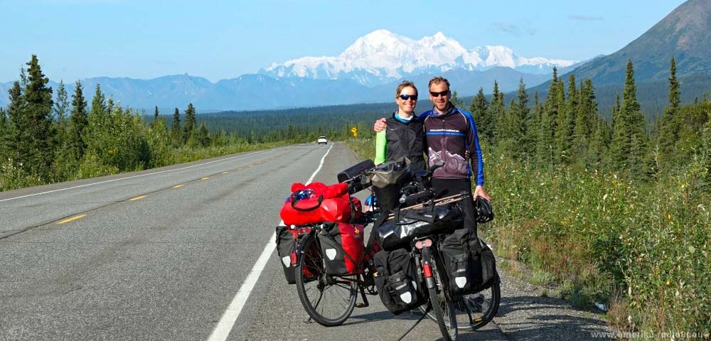 Mit dem Fahrrad über den Parks Highway nach Anchorage.       